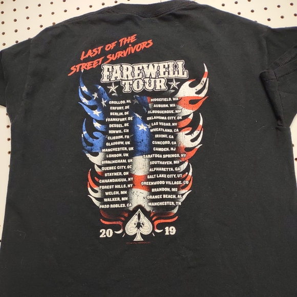 Lynyrd Skynyrd Concert Tee, Farewell Tour, 2019 - Picture 3 of 8